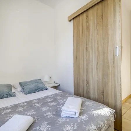 Labo Apartment - Apartamenty Solidarnosci Varsó